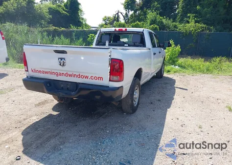 2017 Ram 2500 Tradesman 4X2 8' Box из США, поврежденный, VIN 3C6TR4HT1HG684502